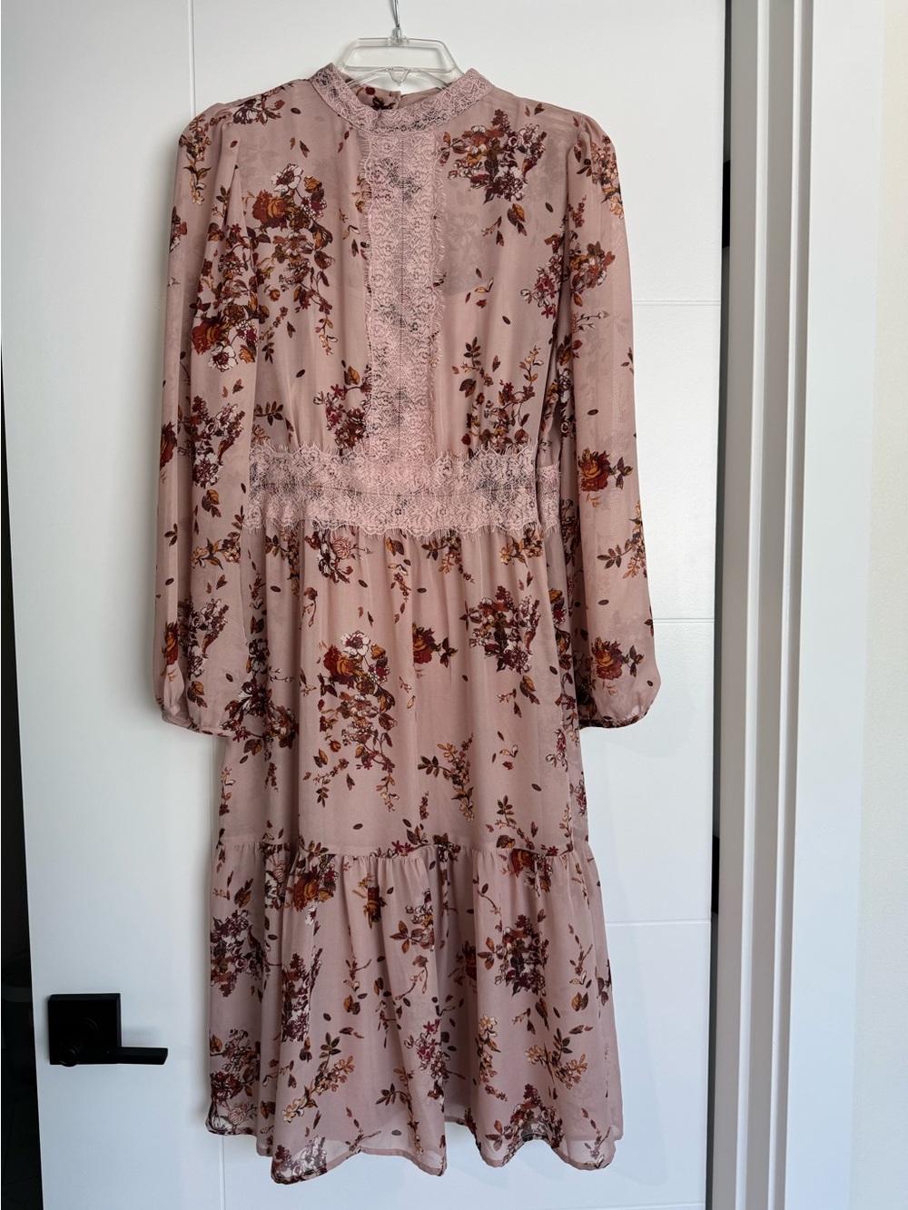 Women’s Floral Lace Trim Midi Dress in Dusty Rose